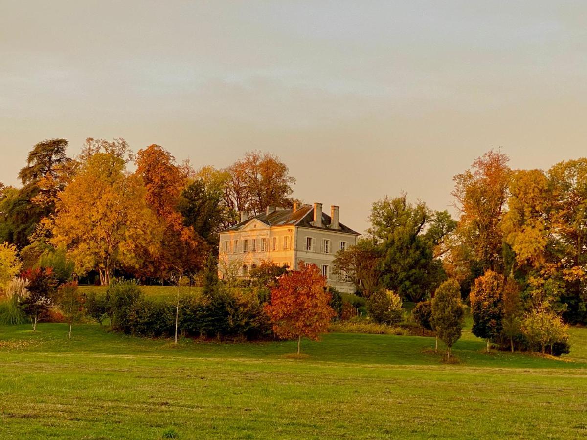 B&B Chateau De Preuil Vallenay 外观 照片