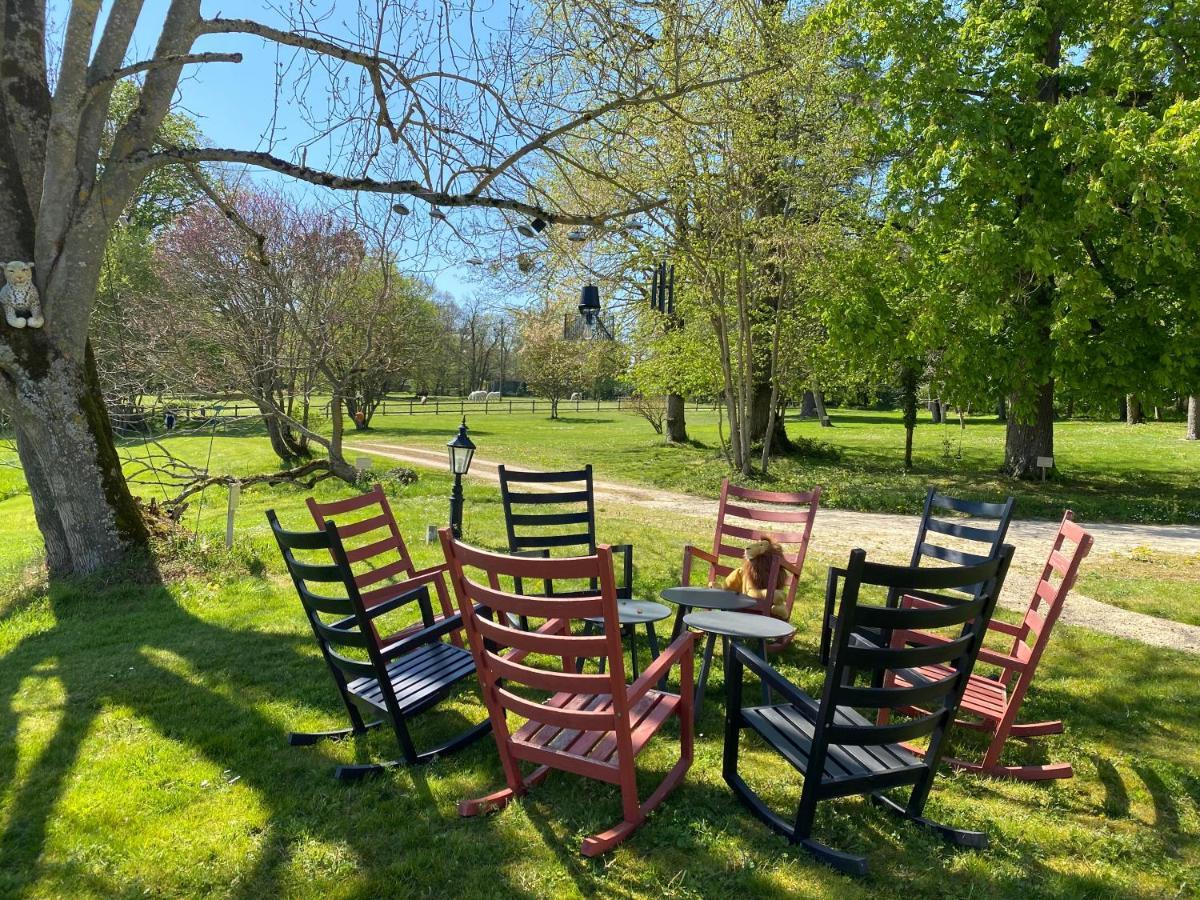 B&B Chateau De Preuil Vallenay 外观 照片