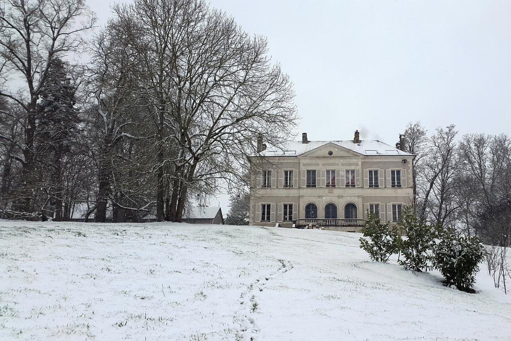 B&B Chateau De Preuil Vallenay 外观 照片